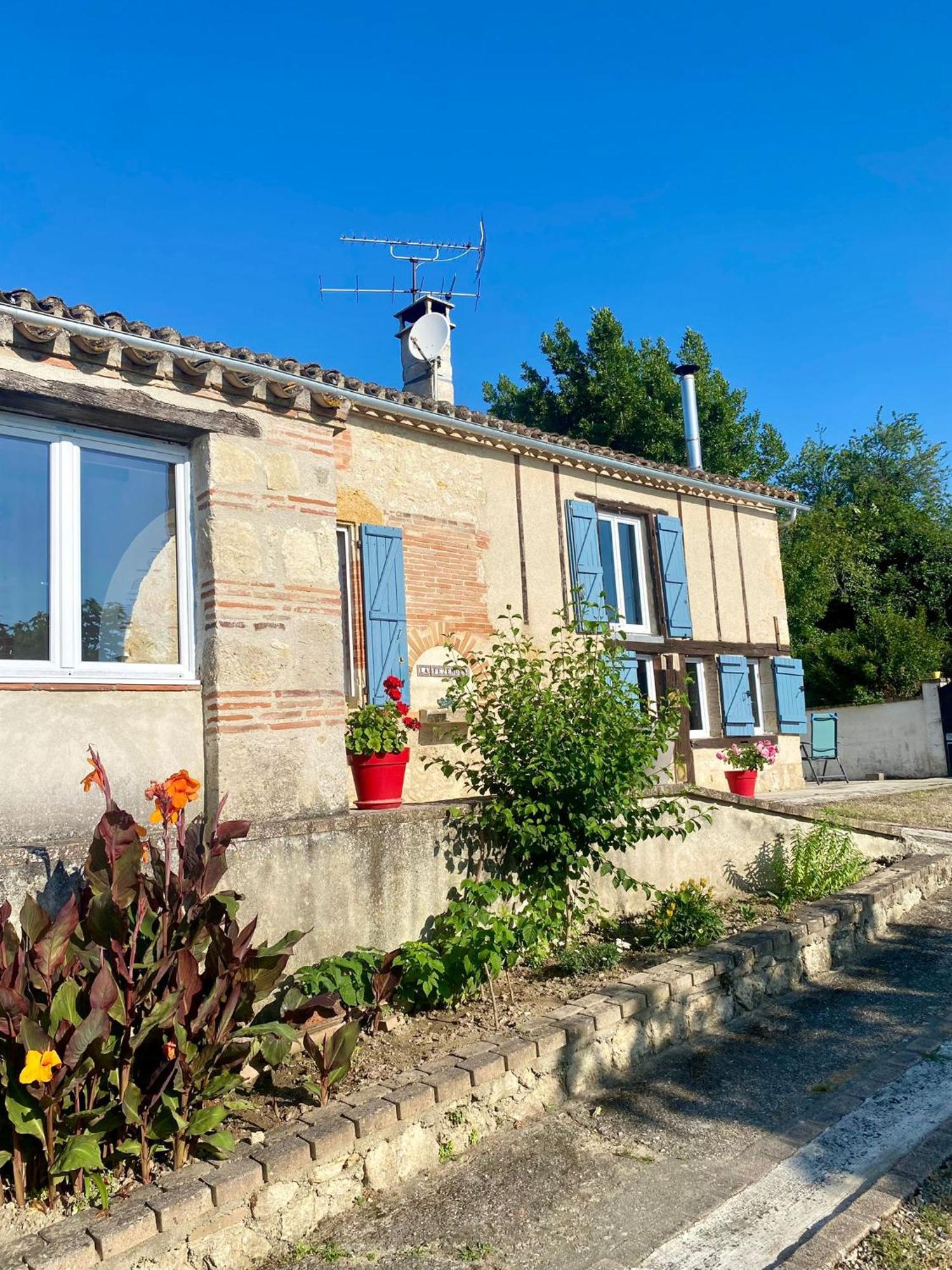 Miradoux Maison D'Hotes La Fezendes מראה חיצוני תמונה